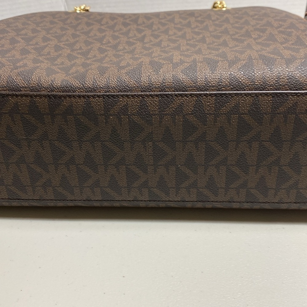$358 NEW! NWT MICHAEL KORS Susannah Large EW Tote Brown/Luggage w/Chain Detail - Picture 10 of 11